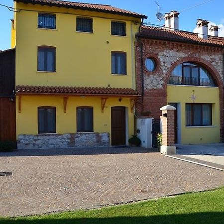 Willa Agriturismo Alla Corte Costabissara Zewnętrze zdjęcie